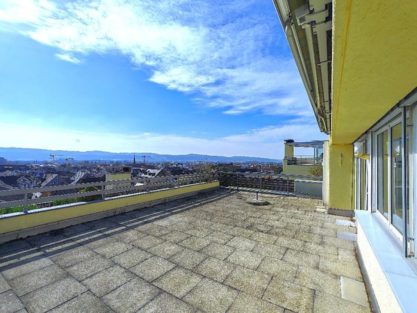 4.5 (5.5) Zimmer Terrassenhaus - Top of Volketswil 1