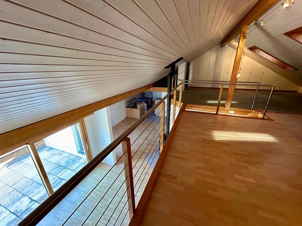 Familienfreundlich und renoviert mit Cheninée auf 2 Etagen 4