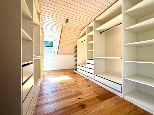 Familienfreundlich und renoviert mit Cheninée auf 2 Etagen 6