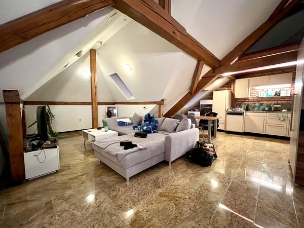 Rustikal und modern im Dachgeschoss 1