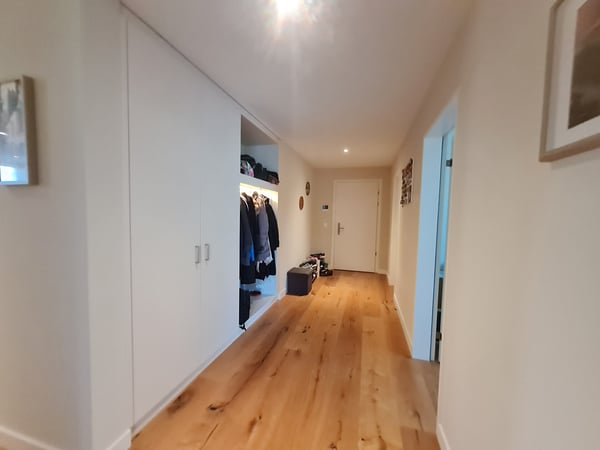 Neu, hell und zentral gelegen 9