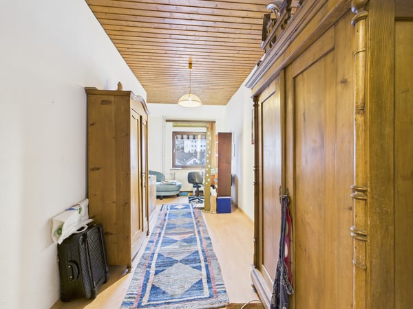 Zentral, mit Lift und Renovationspotenzial - Preishit! 10