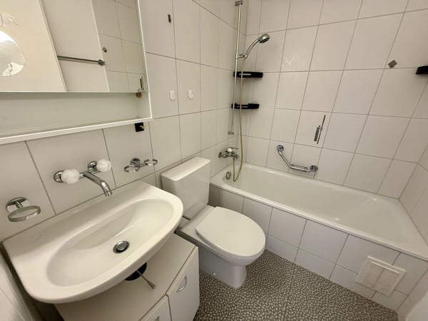 renoviertes Schnäppchen mit gratis Parkplätzen 5
