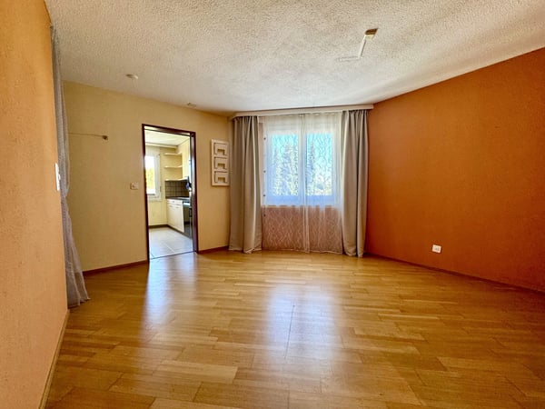 Preishit mit Lift, viel Platz und grossem Balkon 8