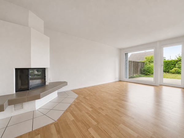 Familienfreundich und grosszügig mit Garten und Tiefgarage 1