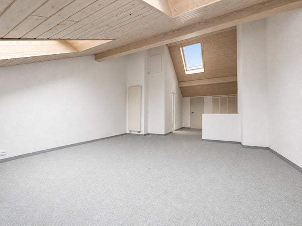 Familienfreundich und grosszügig mit Garten und Tiefgarage 7