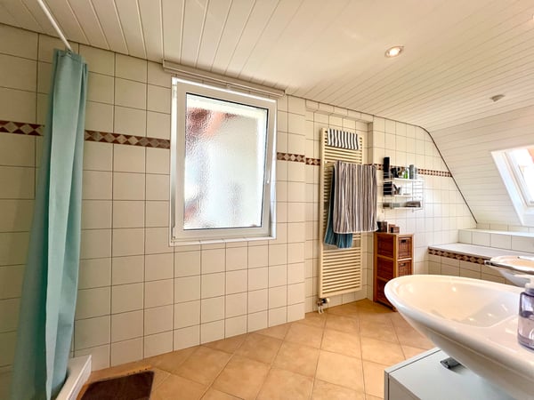 Ruhige Lage mit grossem Garten 7