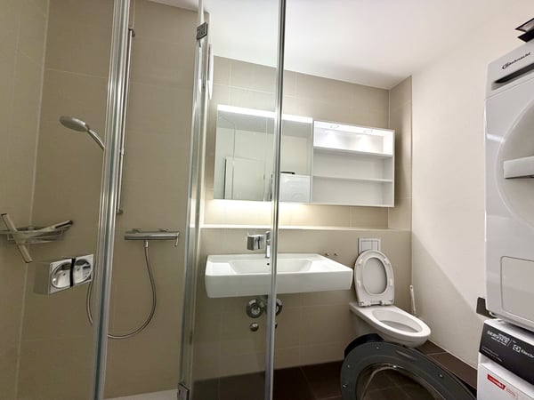 Modern und zentral gelegen mit Lift 5