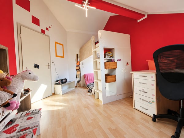 Ihr privates Paradies mit Pool und Sauna 3