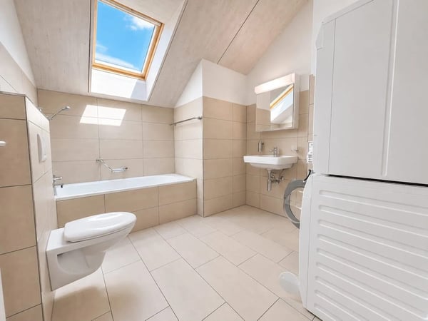 5.5-Zimmer-Maisonette mit Balkon und Weitblick in Scherz mieten 5