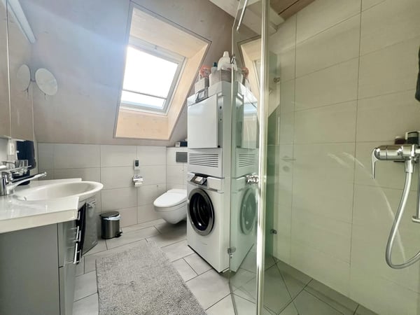 2.5-Zimmer-Maisonette mit Balkon und Blick ins Grüne in Buus 6
