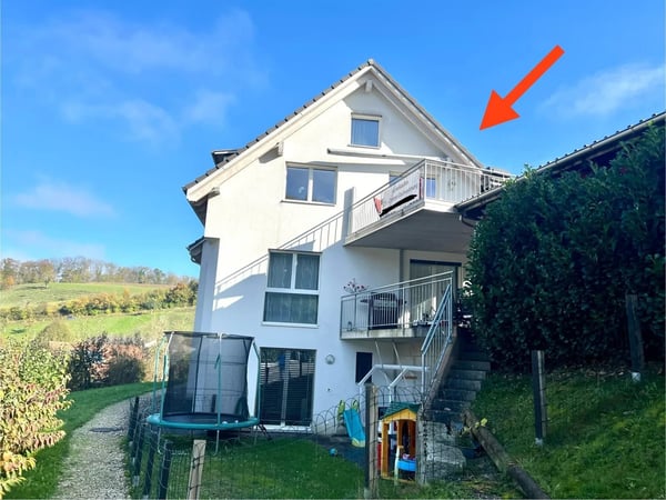 2.5-Zimmer-Maisonette mit Balkon und Blick ins Grüne in Buus 7