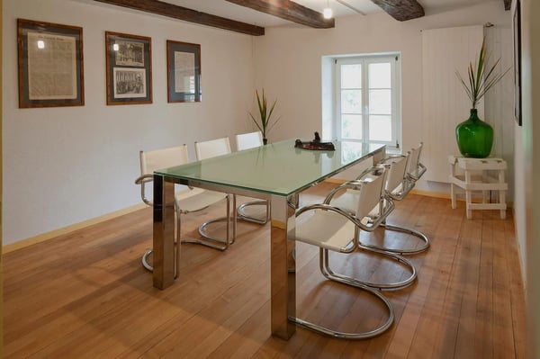 Charmantes 5-Zimmer-Doppelhaus mit Balkon in Effingen mieten