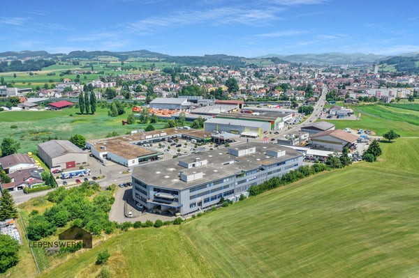 Top Gewerbefläche mit vielen Möglichkeiten - Gossau SG 2