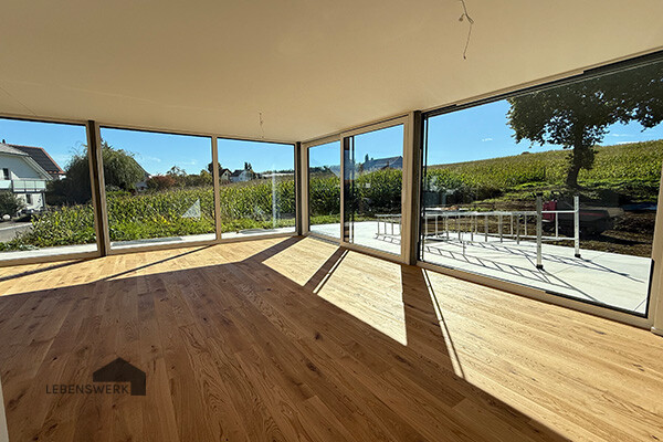 Wo Kinder lachen und Eltern ankommen. Natürlich in Altnau! Reiheneckha 4