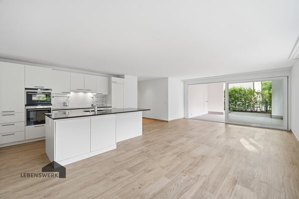 Ankommen, wohlfühlen und das Leben geniessen moderne Gartenwohnung i 4