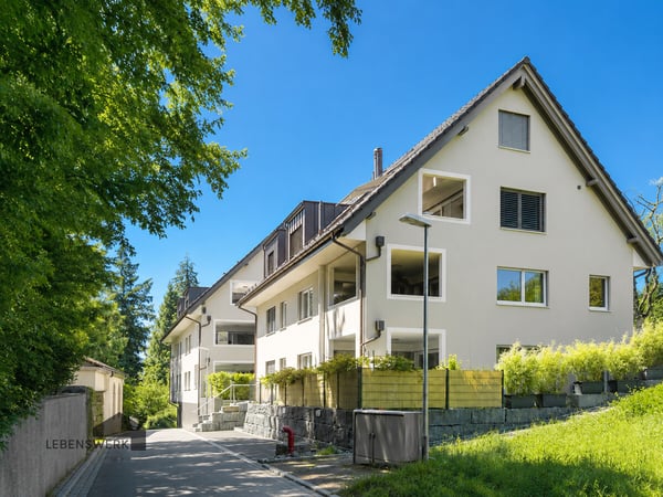 Ankommen, wohlfühlen und das Leben geniessen moderne Gartenwohnung i 9