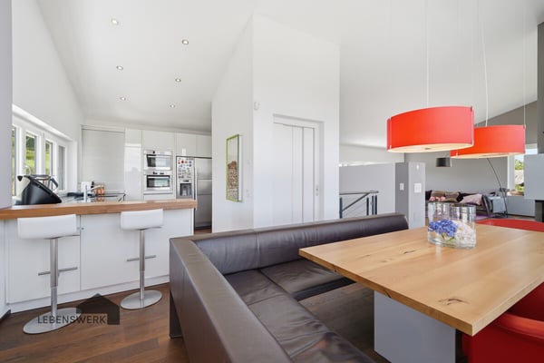 Leben mit Weitblick: Exklusives Einfamilienhaus in privilegierter Aus 7