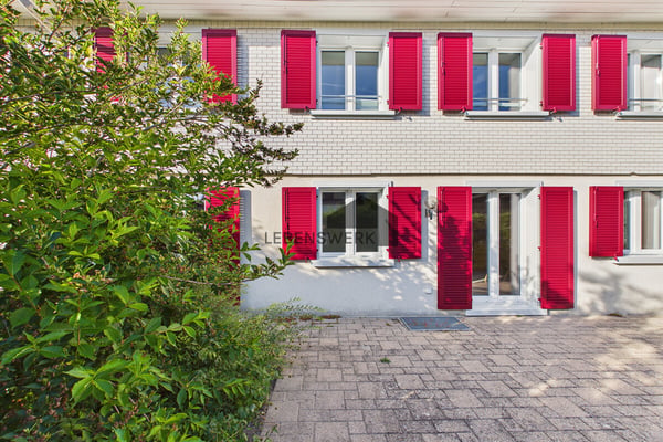 Raum für Ideen. Ein Haus, 2 Gebäudeteile und unzählige Möglichkeiten. 11