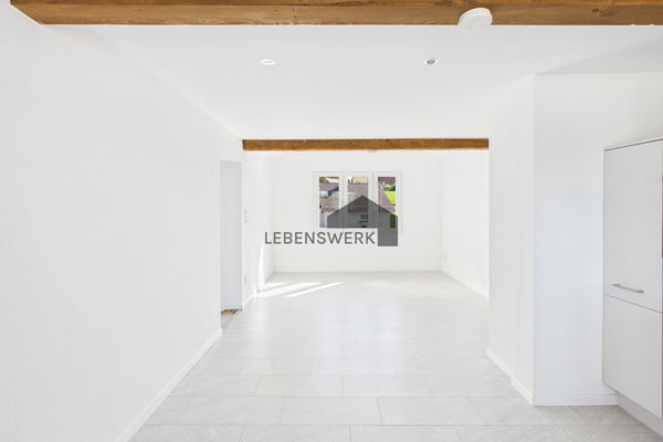 Raum für Ideen. Ein Haus, 2 Gebäudeteile und unzählige Möglichkeiten. 8