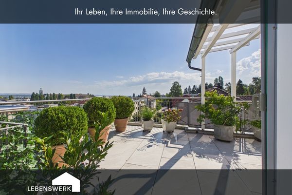 Ganz oben zuhause mit Blick über Kreuzlingen bis zum Bodensee, Kreuzli