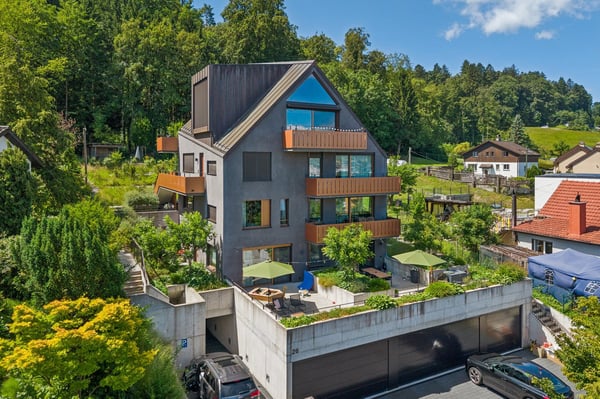 MODERNE 4.5-ZIMMER-TERRASSENWOHNUNG IM ERDGESCHOSS INKL. GARAGE & AUSSENPARKLPLATZ 13
