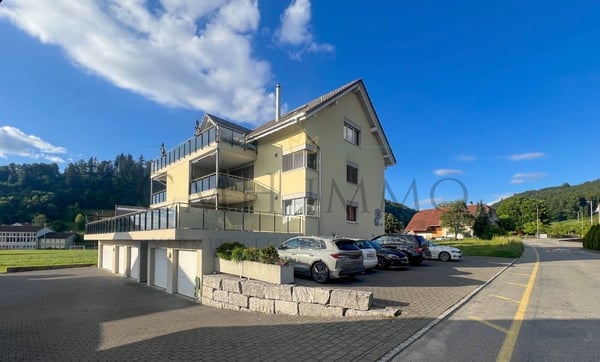Traumhafte Attika Wohnung mit Doppelgarage und direktem Liftzugang. 2