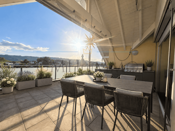 Charmante Dachwohnung mit Weitblick in Kirchleerau – 4.5 Zimmer, 147 m² und eigener Doppelgarage 10