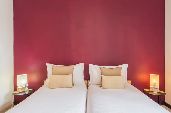 Furnished Service Apartments with view on Lake Geneva and in between vineyards 3