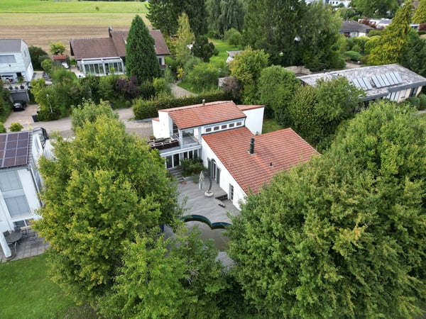 Charmantes Einfamilienhaus mit Anliegerwohnung 1