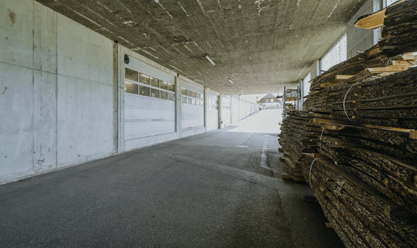 Gewerbegebäude mit vielseitigen Nutzungsmöglichkeiten in Huttwil 21