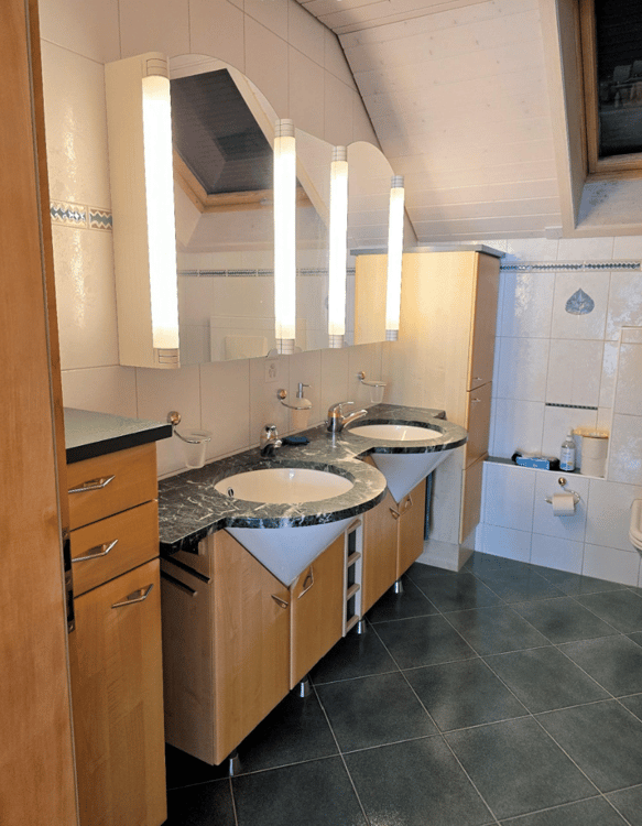 Charmantes 1.5-Zimmer-Einfamilienhaus mit Aussicht in Rebstein 10