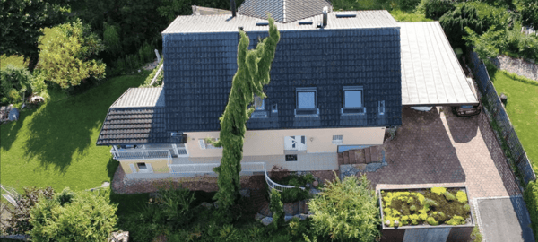 Charmantes 1.5-Zimmer-Einfamilienhaus mit Aussicht in Rebstein 1