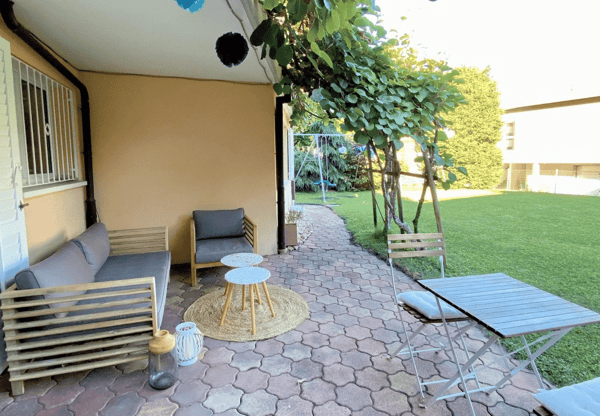 Charmantes 1.5-Zimmer-Einfamilienhaus mit Aussicht in Rebstein 6