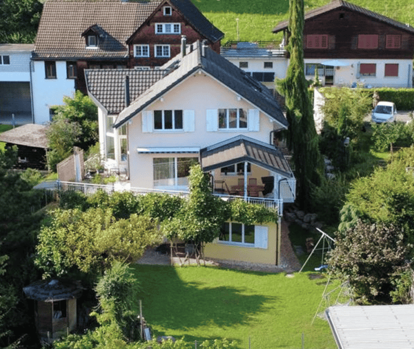 Charmantes 1.5-Zimmer-Einfamilienhaus mit Aussicht in Rebstein 11