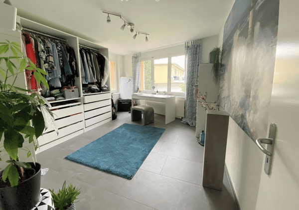 Charmantes 1.5-Zimmer-Einfamilienhaus mit Aussicht in Rebstein 3