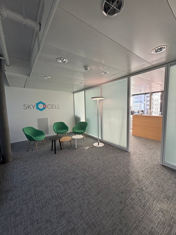 Modernes, möbliertes Büro direkt im Bahnhof Zug – Modern, furnished office in Zug railway station 7