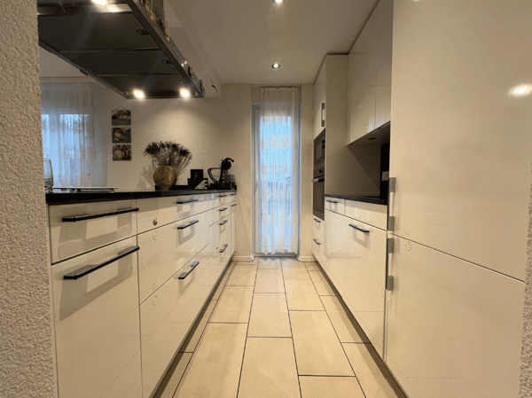 Modernes 1.5-Zimmer-Einfamilienhaus in ruhiger Lage von Eiken 3