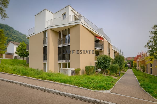 HELLE ERDGESCHOSSWOHNUNG MIT EXKLUSIVEM WOHNKOMFORT 14