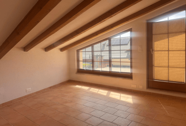 Charmant appartement de 3,5 pièces dans un bâtiment historique à Corcelles NE 9