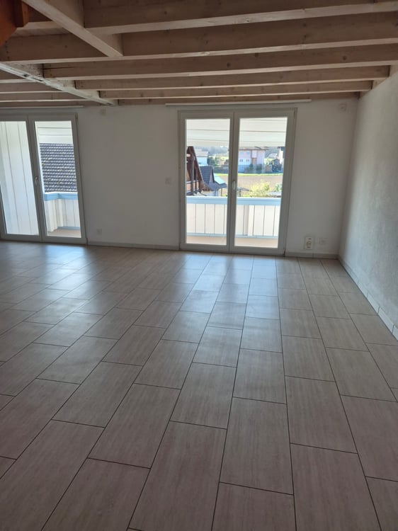 Schöne 5.5-Zimmer-Maisonette-Wohnung mit Sichtbalken 7