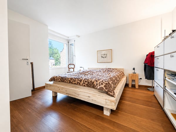 ATTRAKTIVE 5.5-ZIMMER-TERRASSENWOHNUNG MIT HERRLICHER SEESICHT 6