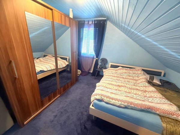 Grosszügiges Einfamilienhaus mit Pool, Wintergarten und vielseitigem Raumangebot 12