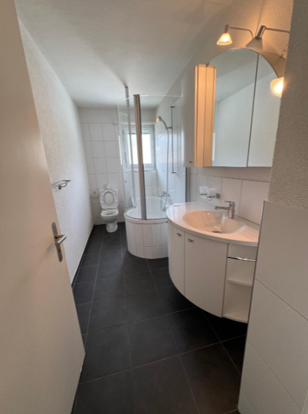 Charmante 4.5-Zimmer-Wohnung in sonnigem Wohnquartier Hinteregg 4