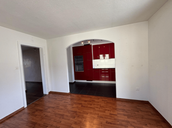 Charmante 4.5-Zimmer-Wohnung in sonnigem Wohnquartier Hinteregg 2