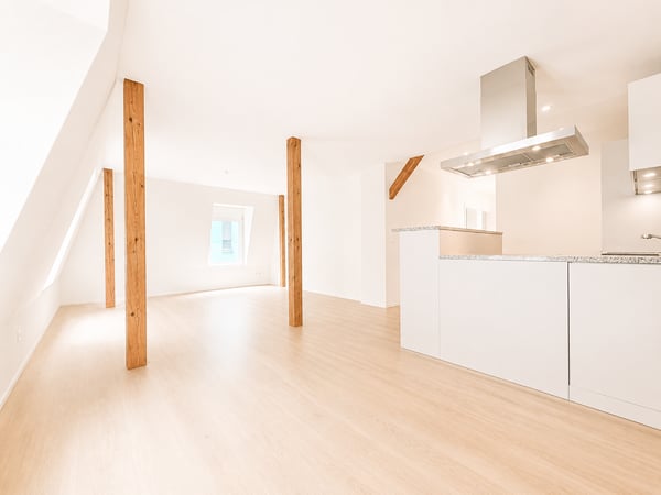 IHR RÜCKZUGSORT IM HERZEN VON ZÜRICH – EXKLUSIVE DACHWOHNUNG 2