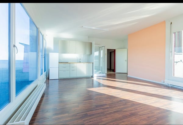 Zentrale, Ruhige, Wohnung mit 100m2 Dachterrasse 4