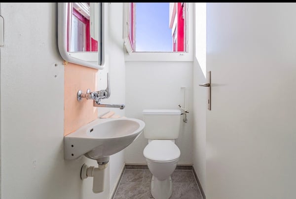 Zentrale, Ruhige, Wohnung mit 100m2 Dachterrasse 7