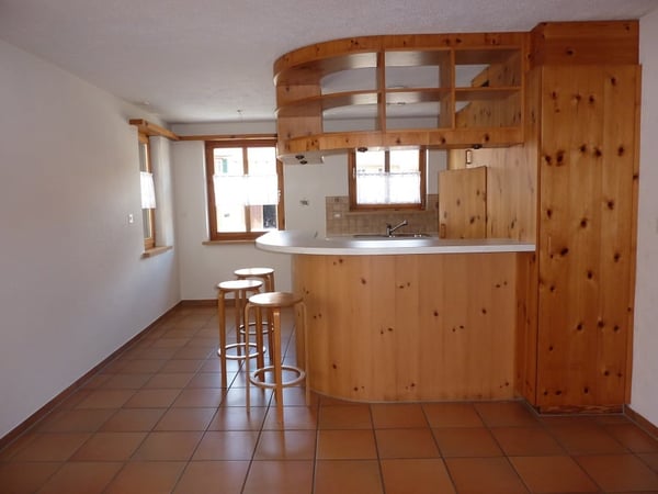 Gemütliche 2.5-Zimmer-Wohnung mit grossem Sitzplatz 6