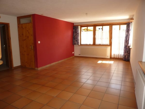Gemütliche 2.5-Zimmer-Wohnung mit grossem Sitzplatz 7